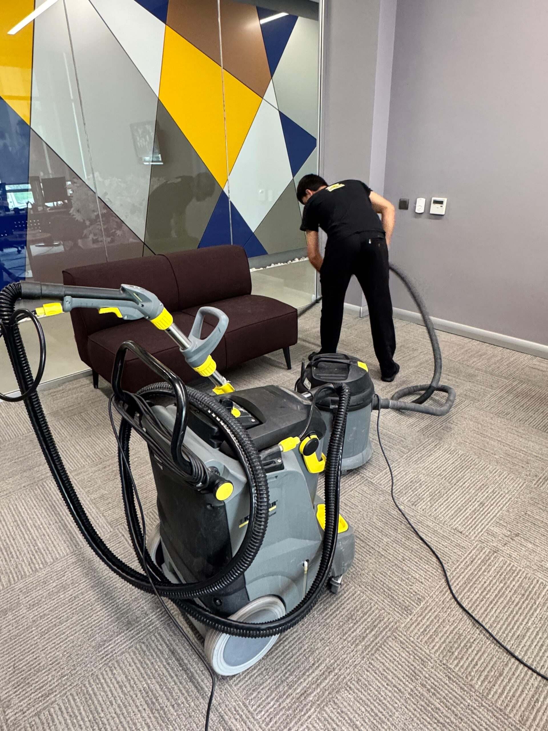 Sekiz Pro Clean koltuk yıkama hizmeti